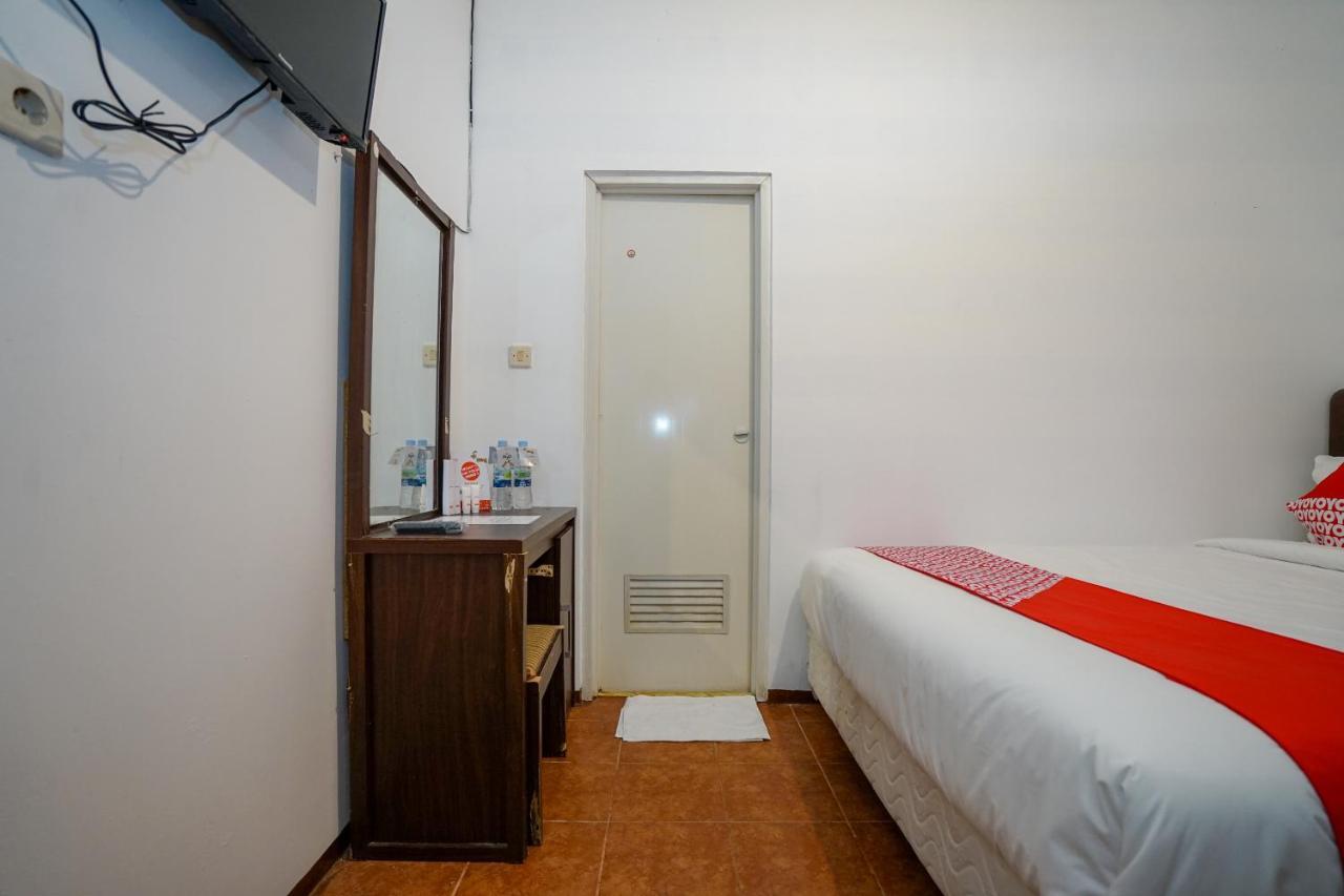 Super Oyo 1844 Bravo Residence Pangkal Pinang Exteriér fotografie